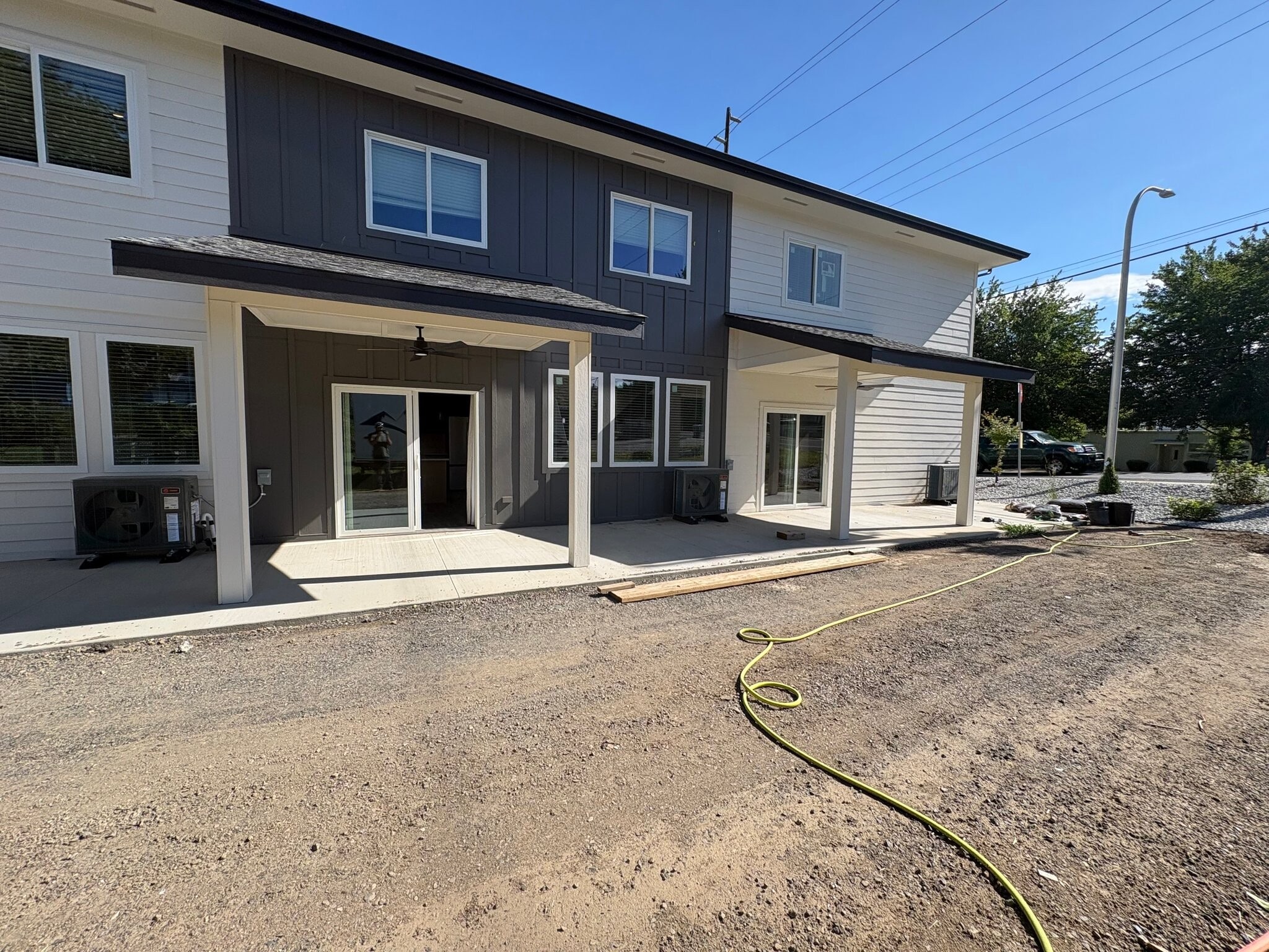 Building Photo - 1220 S Miller St