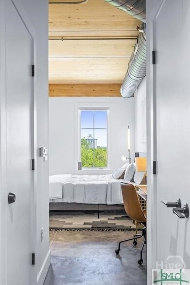 Building Photo - 111 Ann St