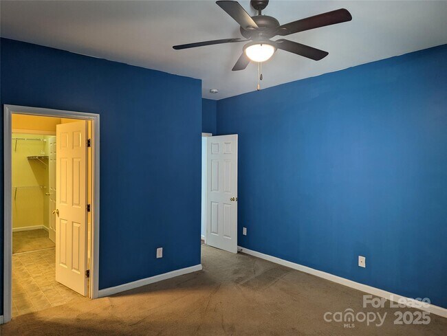 Building Photo - 7920 Mariners Pointe Cir