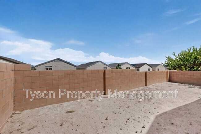 Building Photo - 2824 Merlot Dr SW