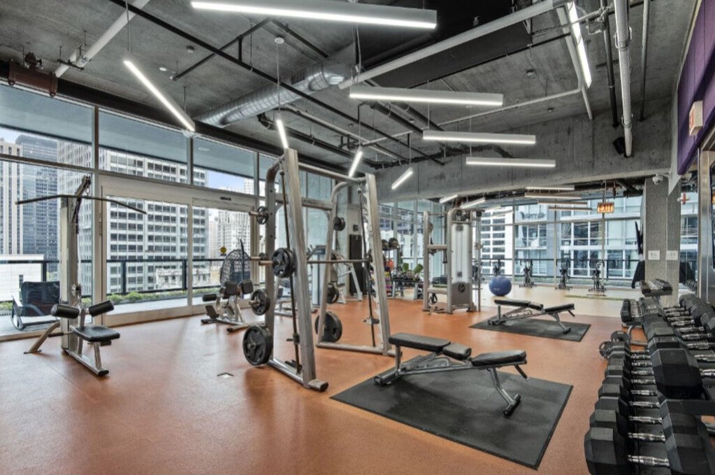 Building Photo - 198 E Illinois St