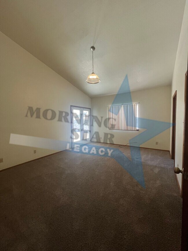 Building Photo - 3120 Missouri Ave