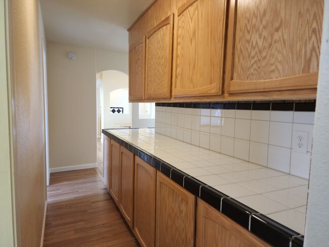 Building Photo - Large manufactured home in Topaz Ranch Est...