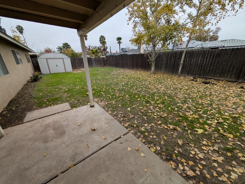 Building Photo - 3022 W San Gabriel Ave