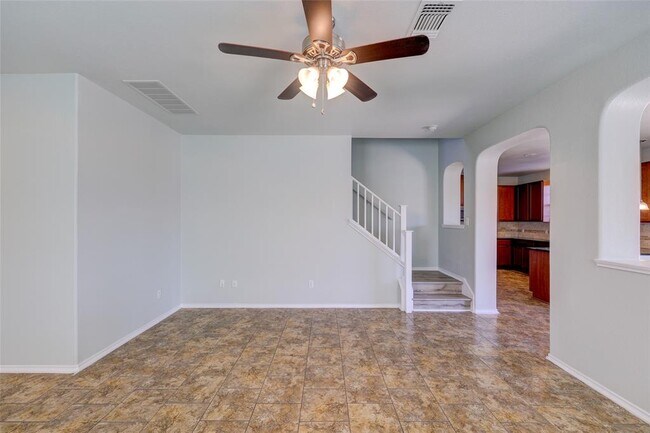 Building Photo - 455 Gina Dr