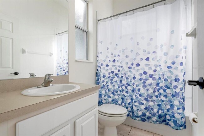 Building Photo - 6121 46th Ln E