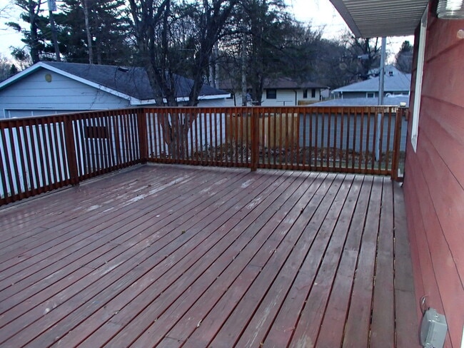 Building Photo - 2527 23rd Ave NW