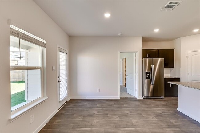 Building Photo - 237 Sky Meadows Cir