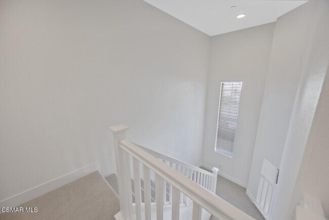 Building Photo - 88 Via Katrina