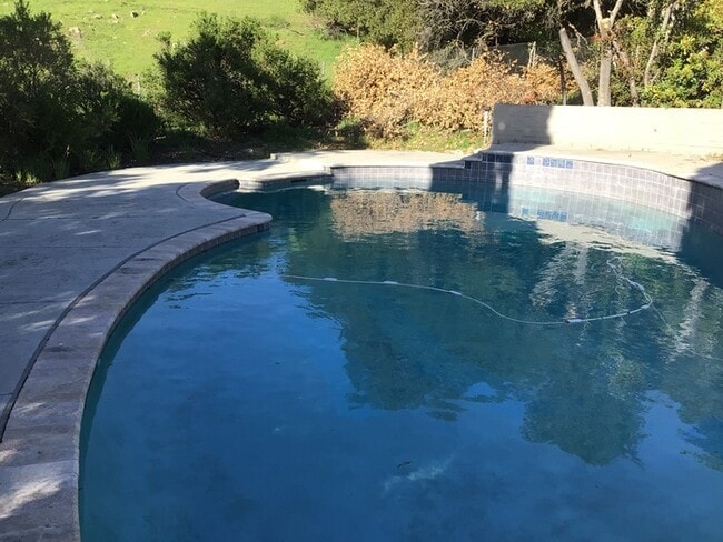 Building Photo - LUXURIOUS PRIVATE STUDIO WITH BREATH TAKING VIEWS