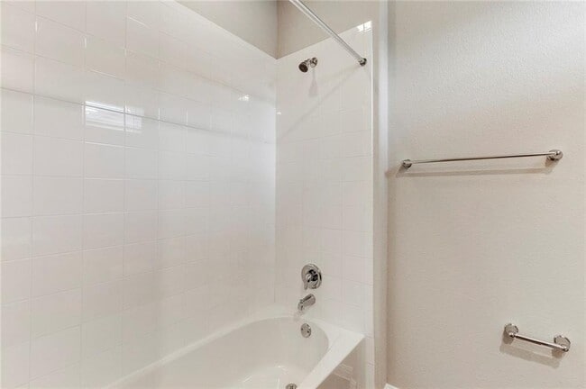 Building Photo - 14505 Frankel Loop