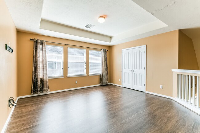 Building Photo - 2889 Flower Creek Ln