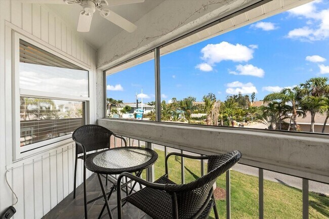 Building Photo - 6708 Sarasea Cir