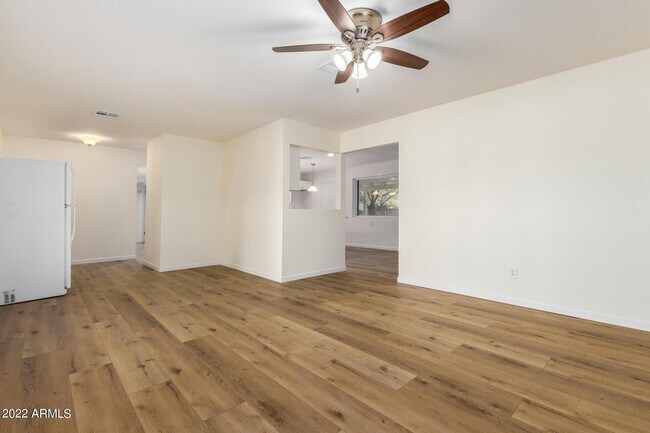 Building Photo - 1211 W Hayward Ave