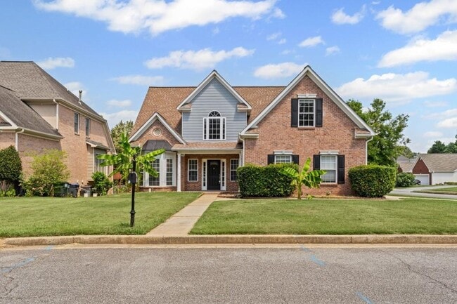 Building Photo - 5605 Martin Grove Dr NW