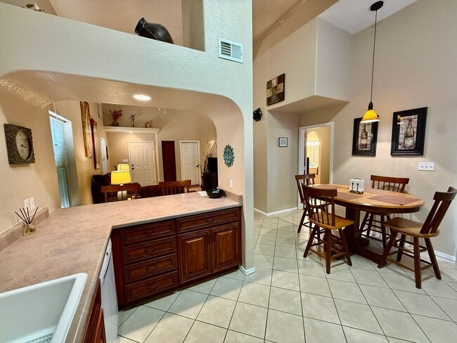 Building Photo - Furnished Condo in Rental Mesa Del Sol