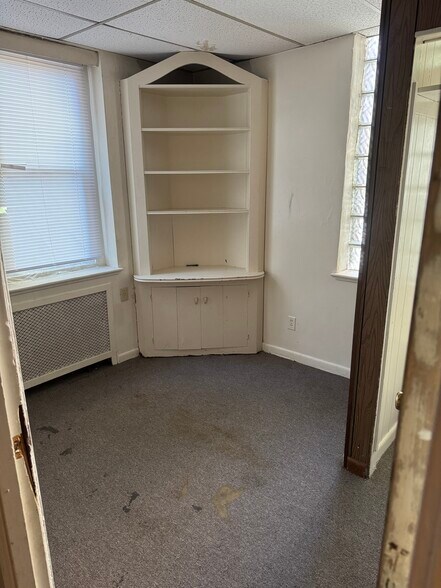 2nd Bedroom - 151 N Hanover St