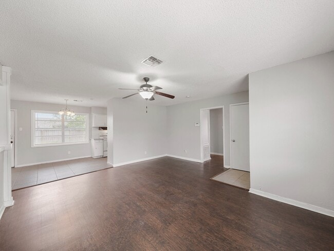 Building Photo - 3006 14th Ave N