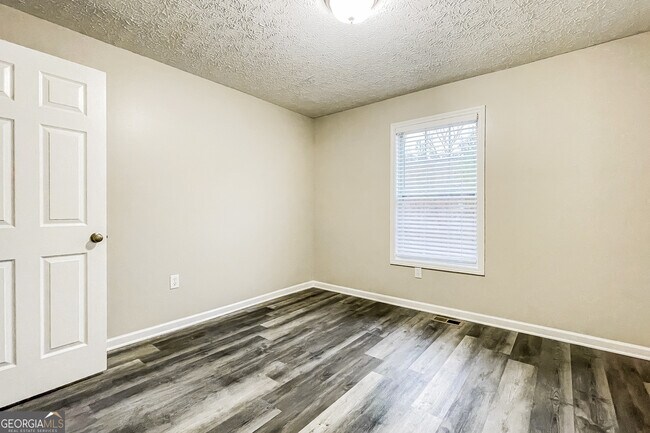 Building Photo - 107 Johnny Ln