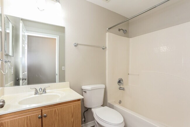 Building Photo - 10415 Song Sparrow Ln