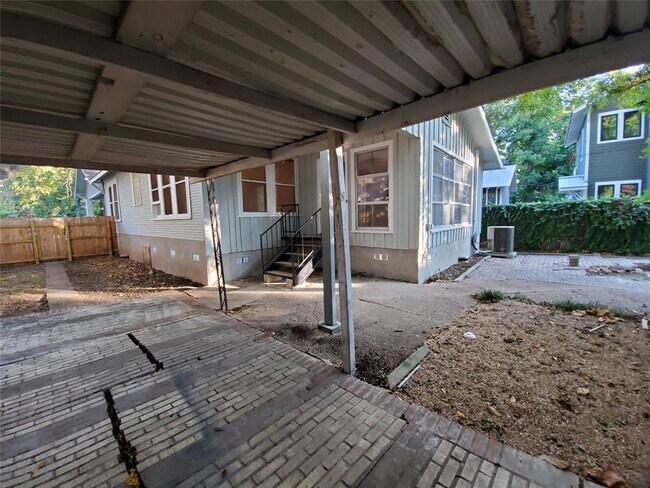 Building Photo - 4113 Speedway