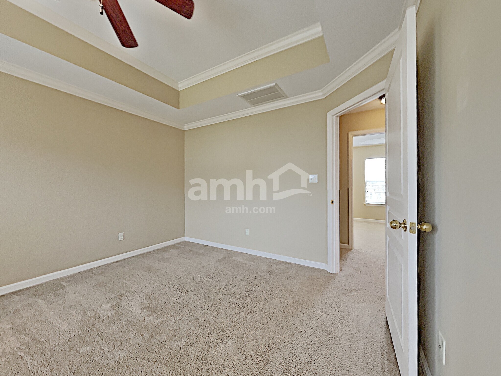 Building Photo - 1515 Pathfinder Ln