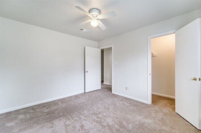 Building Photo - 15114 Forest Lodge Dr