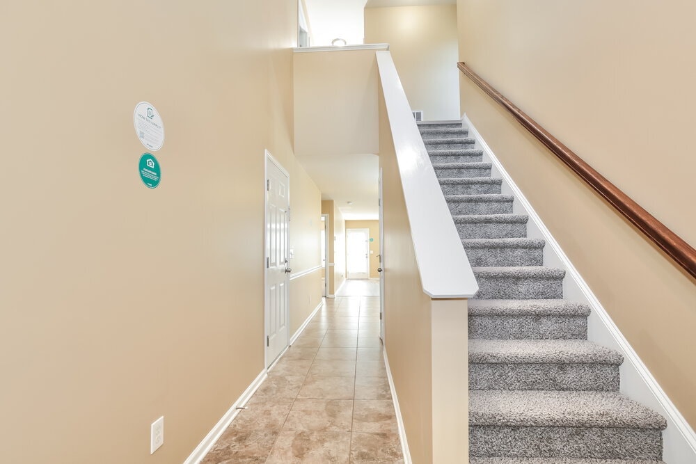 Building Photo - 1140 Waterlyn Dr