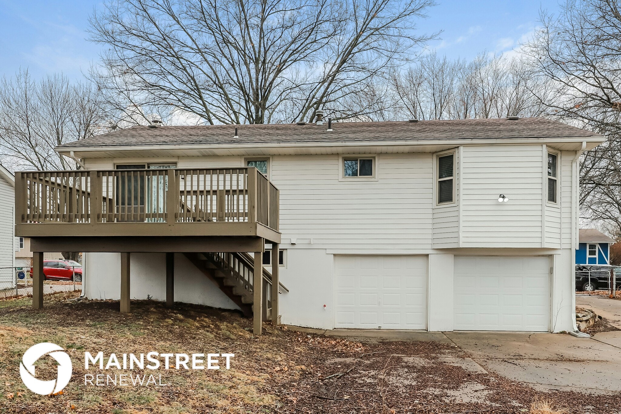 Building Photo - 215 SE Crescent St