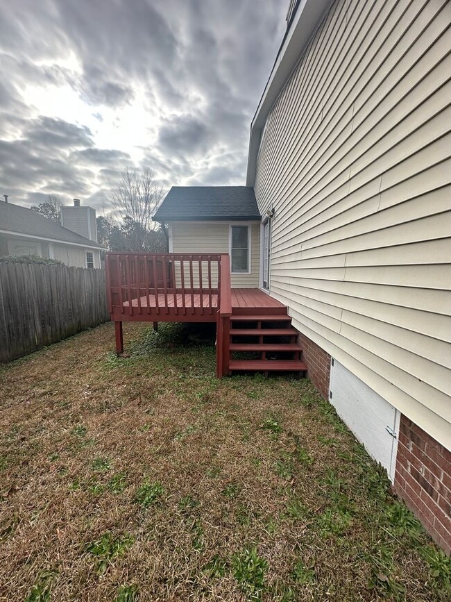 Building Photo - 5598 Arapahoe Ct