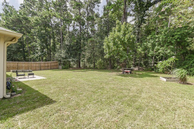 Building Photo - 203 Summer Pine Ct