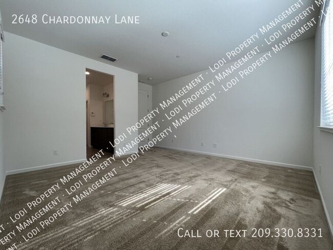 Building Photo - 2648 Chardonnay Ln