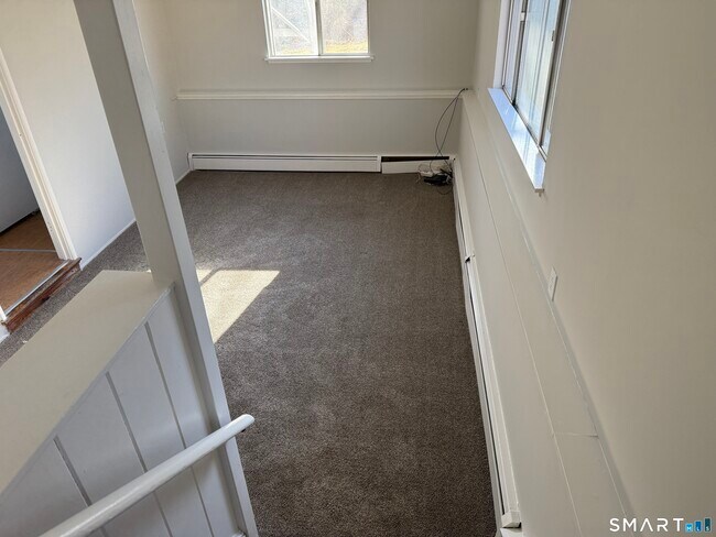 Building Photo - 7 McAllister Ave