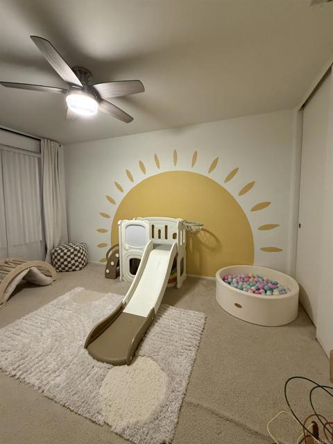 Building Photo - 951 River Oaks Ct