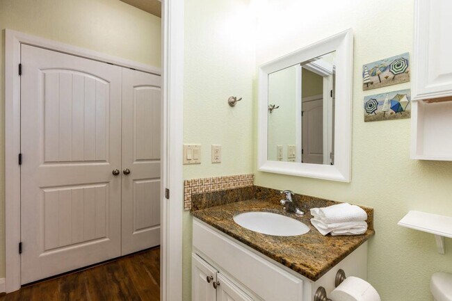 Building Photo - Beautiful 3 bed 2 bath Home!