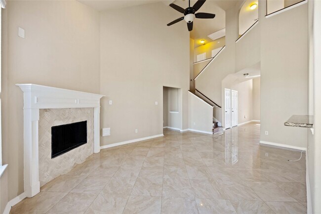 Building Photo - 6303 Atlasridge Dr
