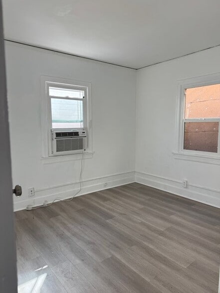 Building Photo - 101 S Cordova St