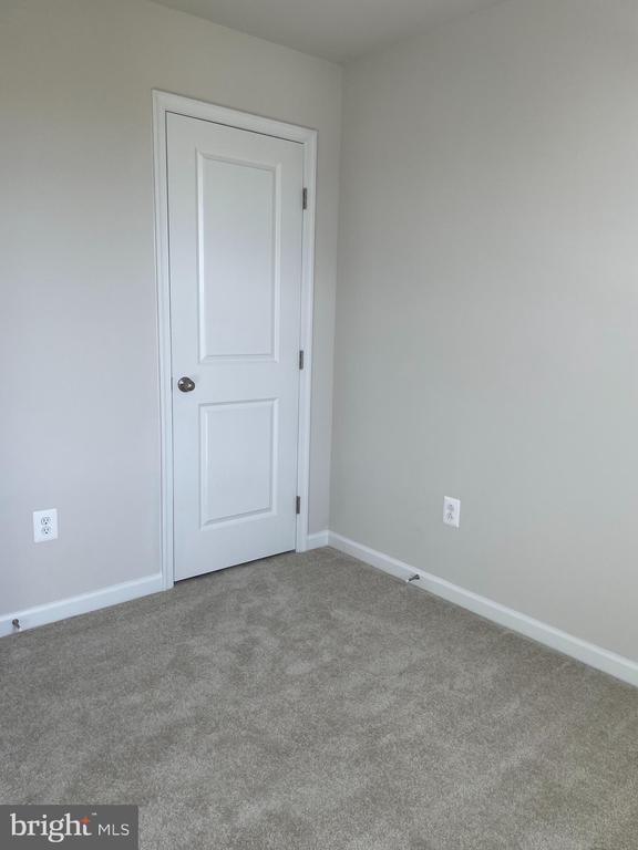 Building Photo - 109 KENSINGTON Cir