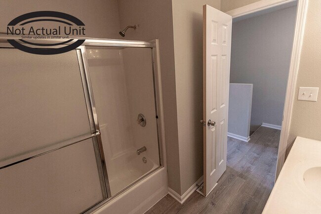 Building Photo - 1521 Typhoon Ct