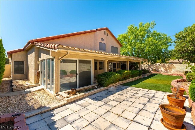 Building Photo - 10028 Sail Landing Ct