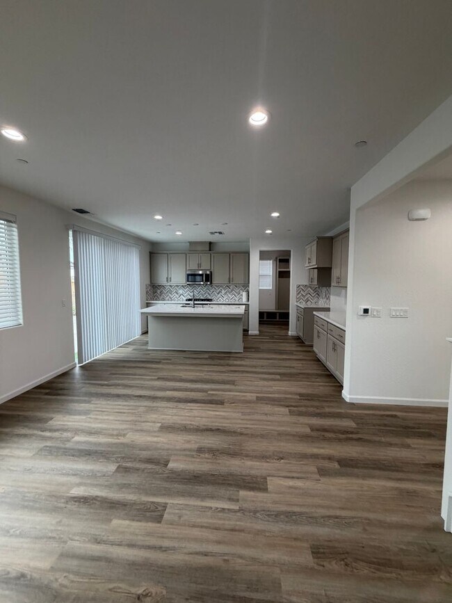 Building Photo - Spacious Brand New 4-Bedroom, 3-Bathroom Home with Solar & Low-Maintenance Yard