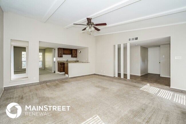 Building Photo - 7516 Four Winds Dr