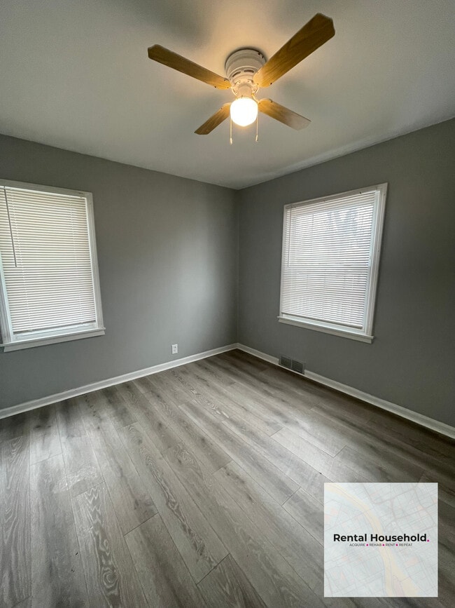 Building Photo - 19676 Kingsville St