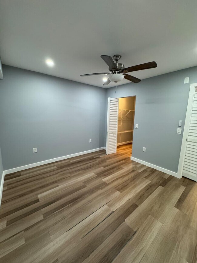 Building Photo - 1500 SW 131st Way