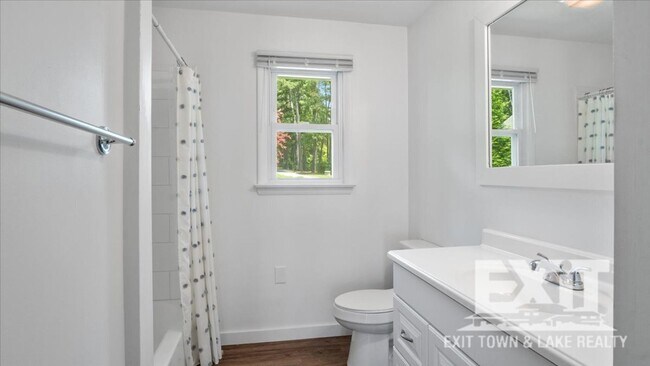 Building Photo - 104 Dogwood Acres