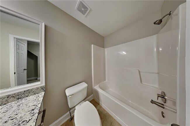 Building Photo - 401 Oscar Way