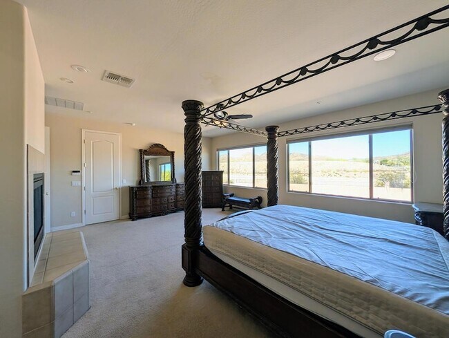 Building Photo - 27321 N Gidiyup Trail