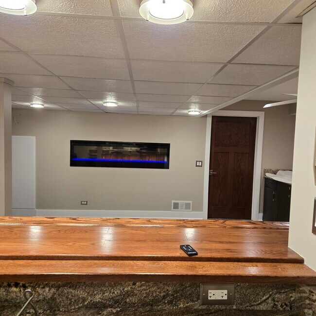 Building Photo - 25805 N Arrowhead Dr