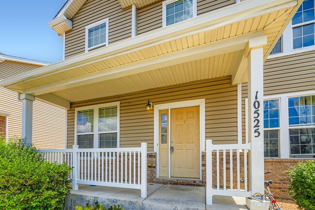 Building Photo - Fountain Townhome