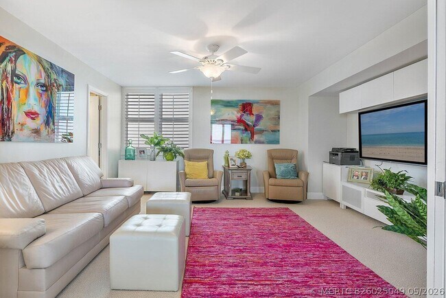 Building Photo - 3407 S Ocean Blvd